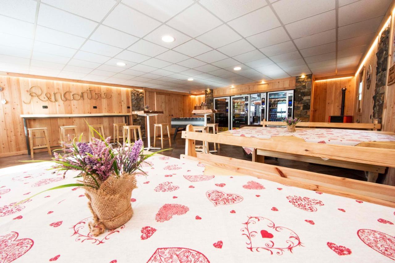 Villaggio Turistico Camping Cervino Анте-Сент-Андре Екстер'єр фото
